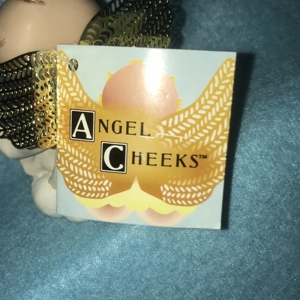 ANGEL Cheeks Kirk’s Critters by Russ Berrie guardian angel 2 1/2” NEW NWT